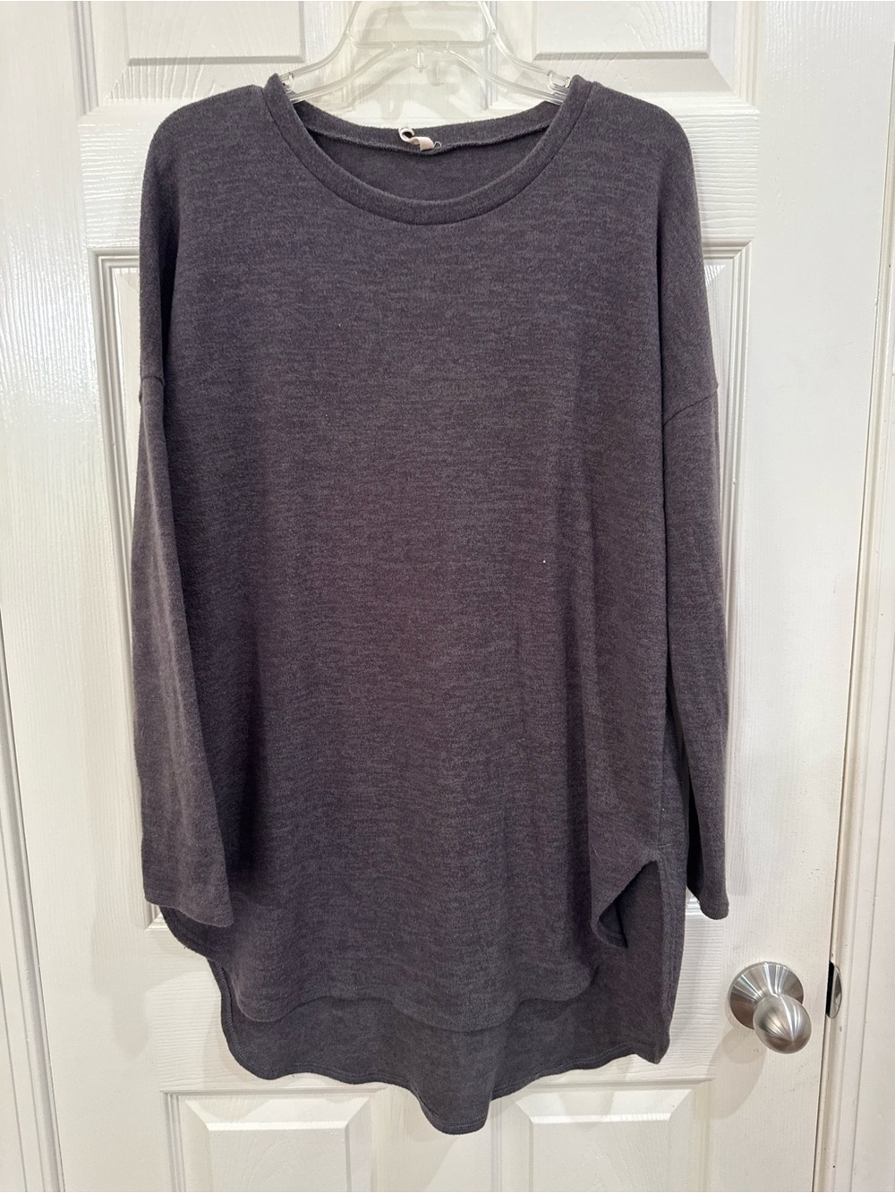 Bellamie Relaxed Long Sleeve Tunic — Charcoal Gray